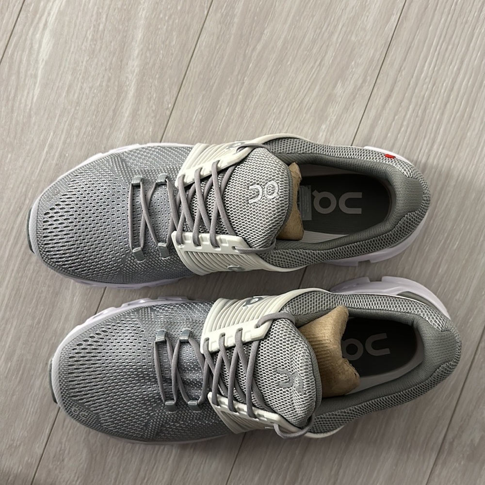 Brand new, never worn ON cloud running shoes!